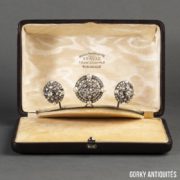 201013_GORKY_inustudio-32SQUARE