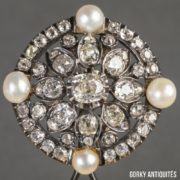 201013_GORKY_inustudio-34SQUARE