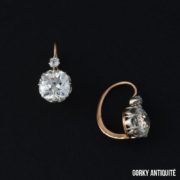 260206_GORKY_inustudio-48square